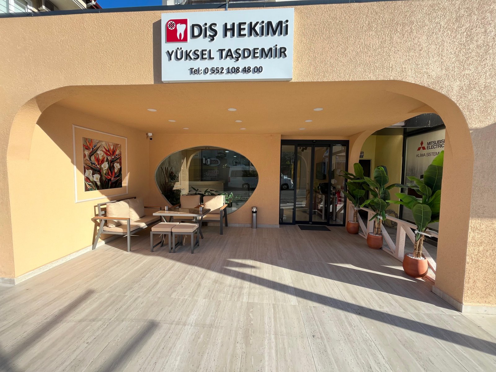 Kliniğimiz — Dış Cephe